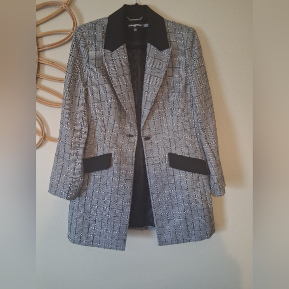 Karl Lagerfeld Paris Plaid Black and Gray Blazer Size 12 NWOT P2P 20 - Picture 4 of 15